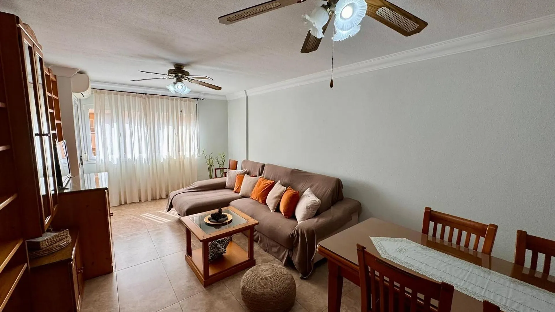 Alquilaencanarias Plaza Roja Beach El Medano  Apartment